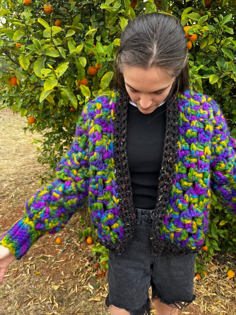 Chunky wool Cardigan/Jersey *customizable* - ChameleonCrotchet