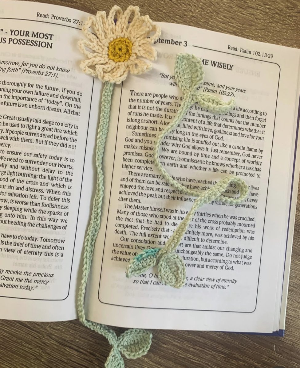 Flower Bookmark with Leafy Stem *customisable* - ChameleonCrotchet