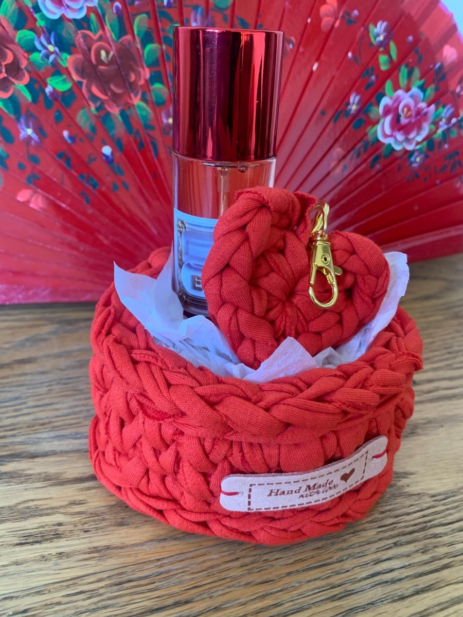 Gift Baskets *customizable* - ChameleonCrotchet