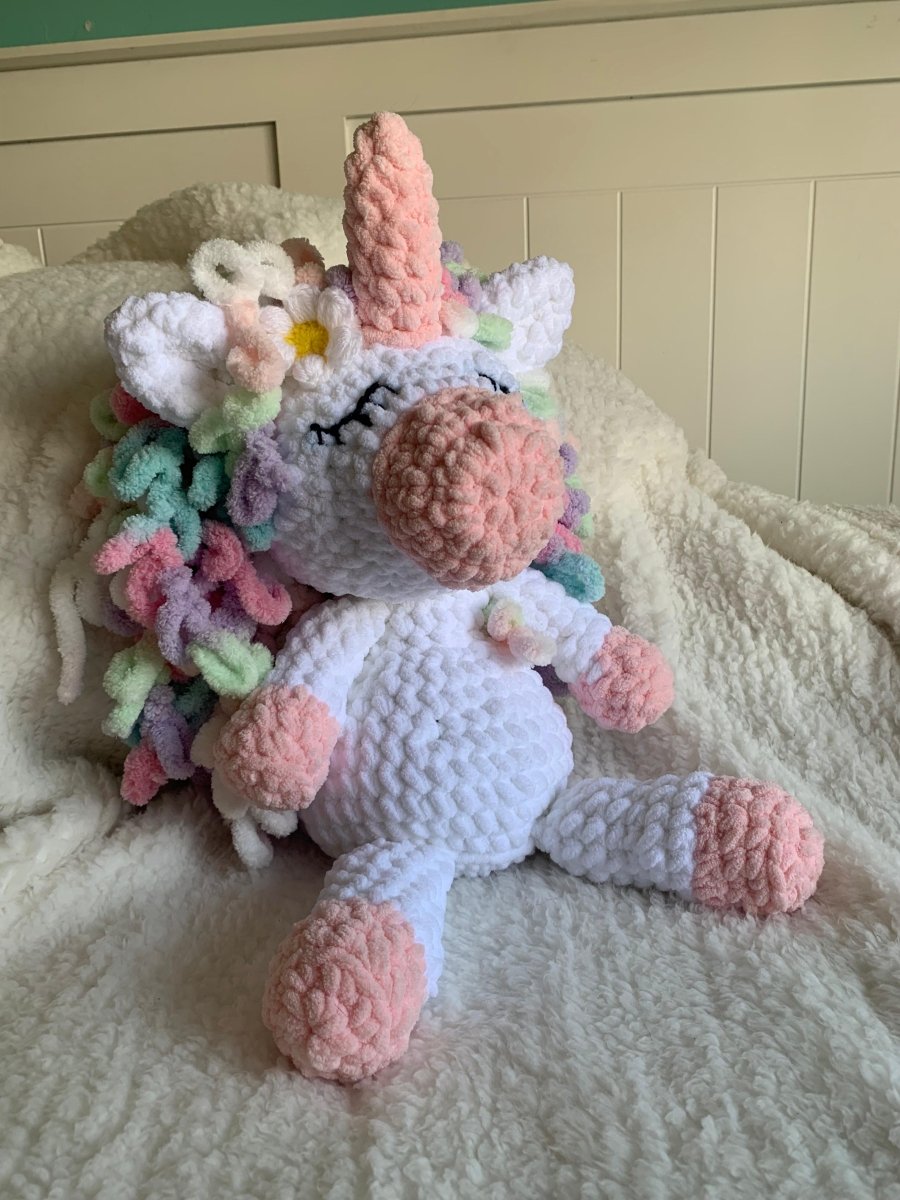 Magical unicorn plushie *customizable* - ChameleonCrotchet